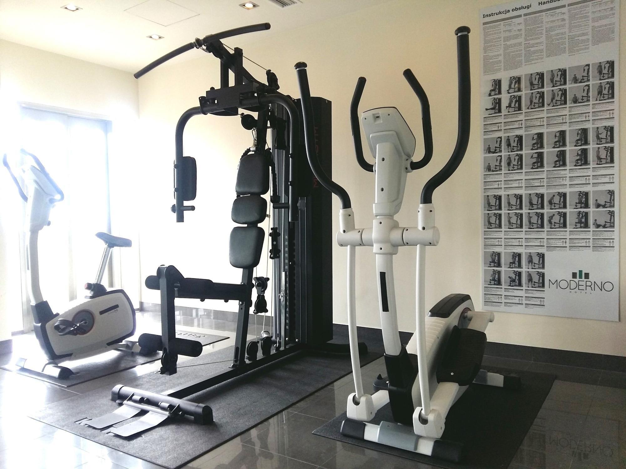 Hotel Moderno Познань Екстер'єр фото
