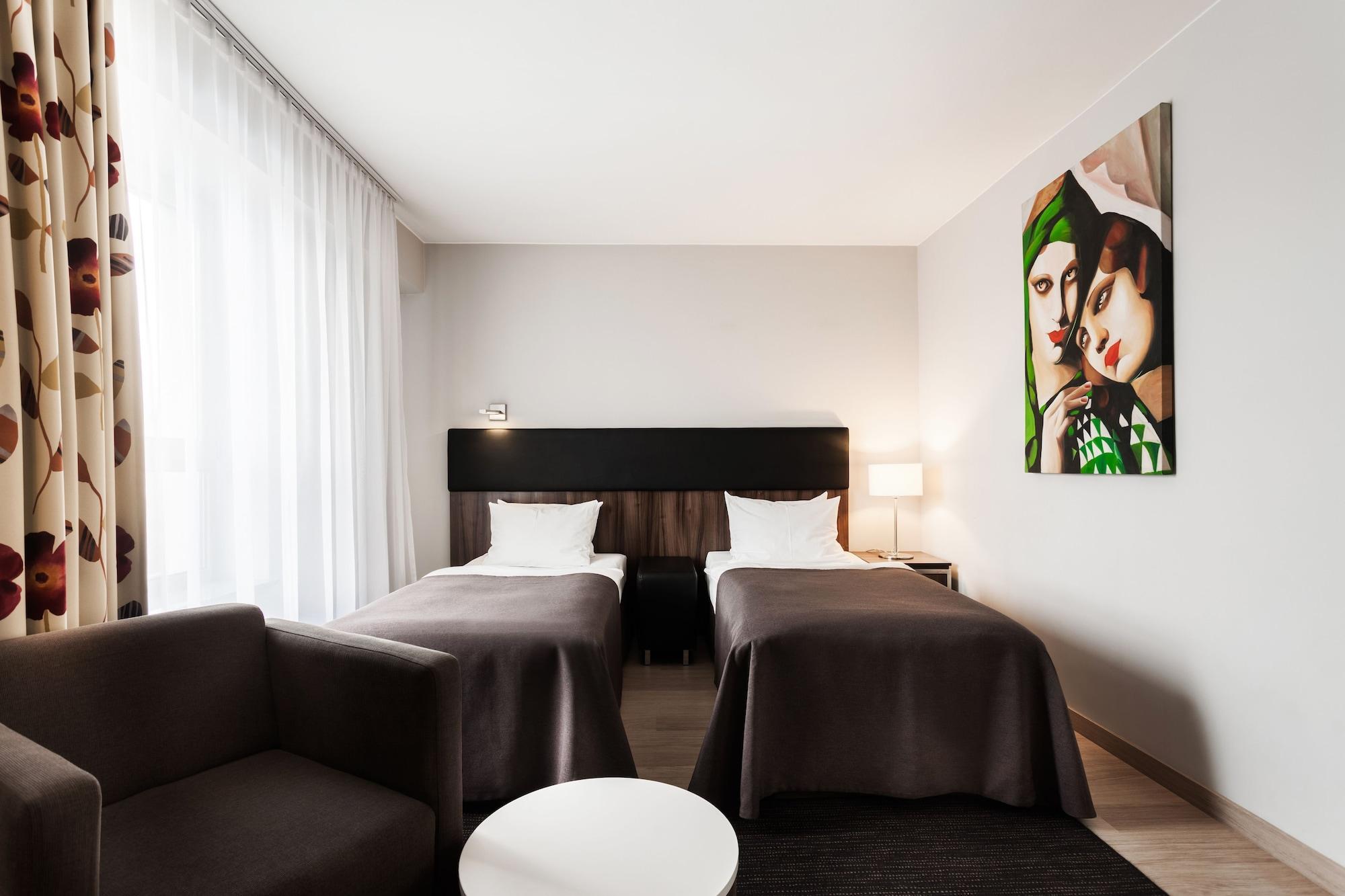 Hotel Moderno Познань Екстер'єр фото