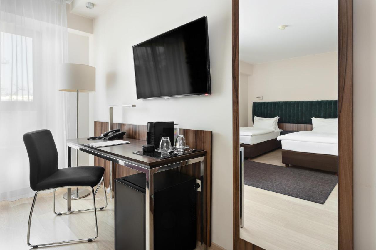 Hotel Moderno Познань Екстер'єр фото