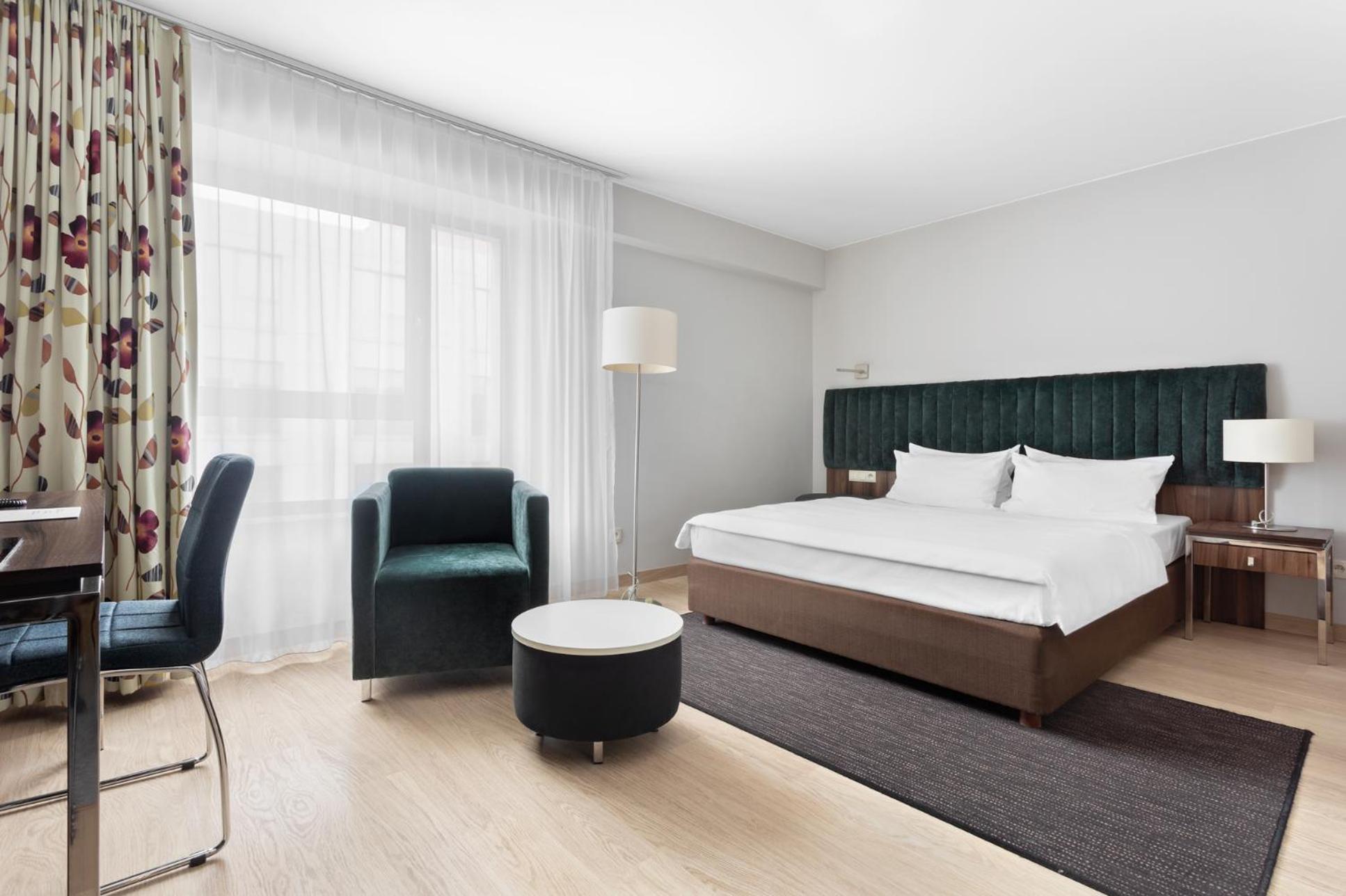 Hotel Moderno Познань Екстер'єр фото